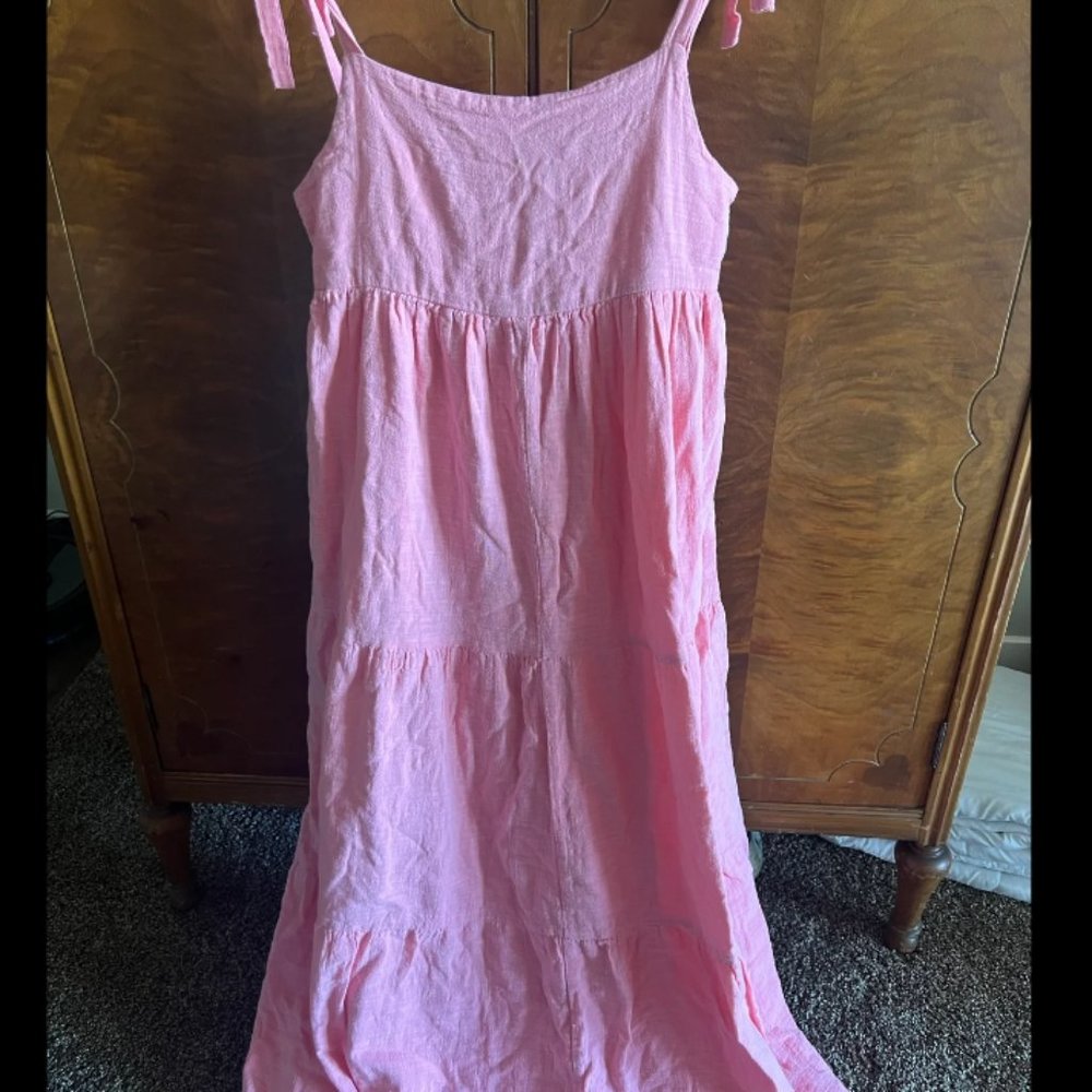 Pink dress